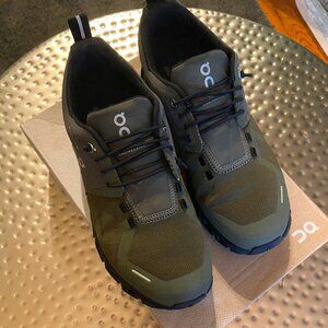 ON Running "Cloud 5" Waterproof Sneakers. Women's 7.5